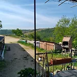 Nyaraló De Revirand *