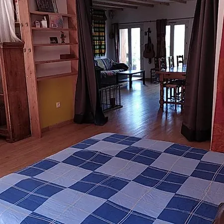 Hébergement de vacances De Revirand *